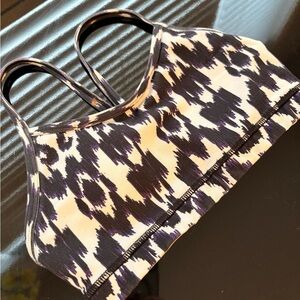 Lululemon ikat Bra